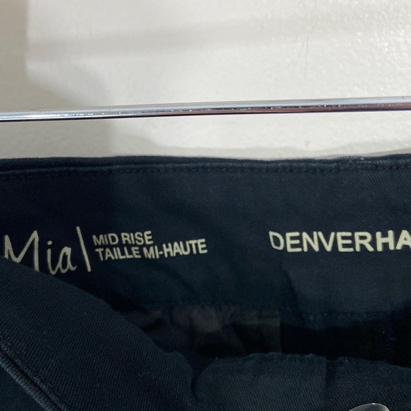 ✨3/$25✨Denver Hayes "Mia" Shorts - 4 - Picture 4 of 5